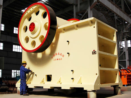 1518大型顎式破碎機-實力強勁，鑄就“大國機器”